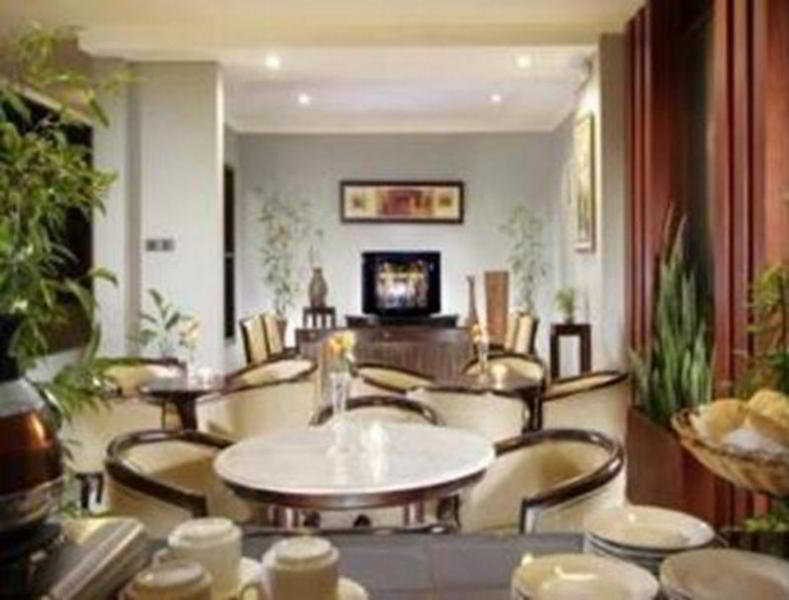 Cakra Kusuma Hotel Kejayan Exterior photo